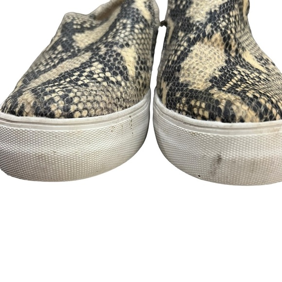 Vince Camuto 9 Leather Snake Print Slip On Platform Sneakers - Picture 3 of 8